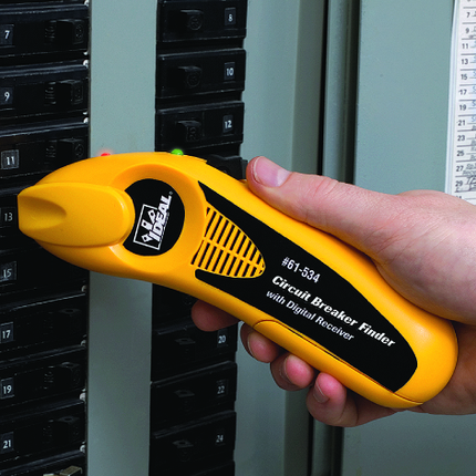 Automatic Circuit Identifier w/Digital Receiver & GFCI Receptacle