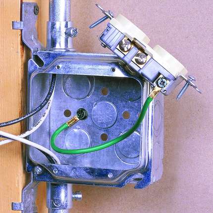 10" 12 AWG Stranded Pigtail with #10 Fork and #10 Ring/Ground Screw 500/Box