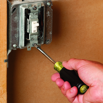 Combo Head™ Screwdriver, Carded