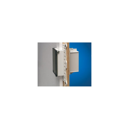 Low profile inbox for foam wall systems. Adjusts from 2-3/4" to 5". Clear weatherproof while in use cover.