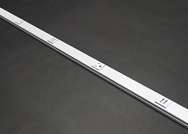 Plugmold 5' Alternating USB Tamper Resistant Multioutlet System in Stainless Steel