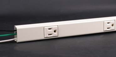 Wiremold 20GB506 Plugmold Multioutlet System in Ivory
