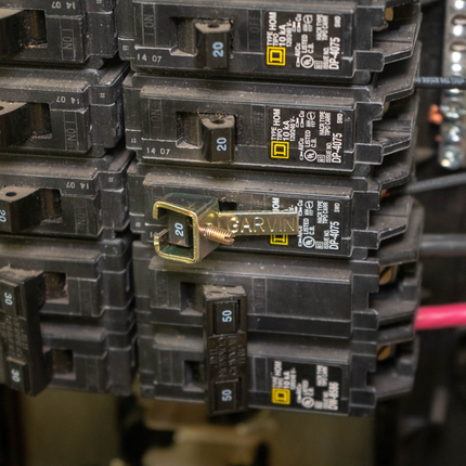 UBL1 - Universal Breaker Lock Out Device