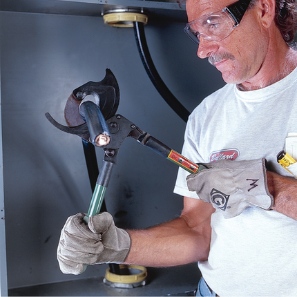 Two-Hand Ratchet Cable Cutter