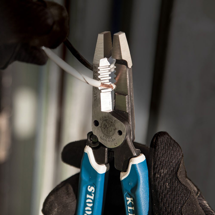Klein-Kurve® Heavy-Duty Wire Stripper 8-18 AWG