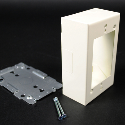 2000 Single-Gang Device Box Fitting