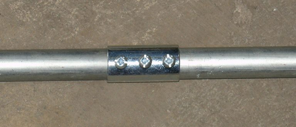 SSLP-125 - One and One Quarter In. EMT Set Screw Slip Coupling Steel, 25 Pak